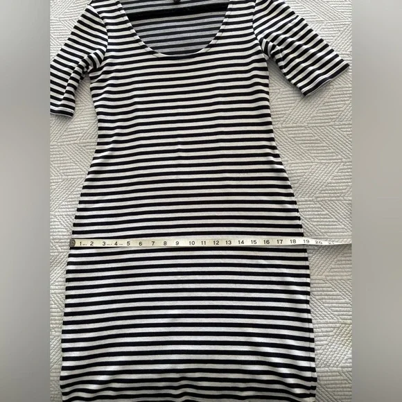 Ann Taylor Scoop Neck Knit Sheath Dress - Picture 5 of 9